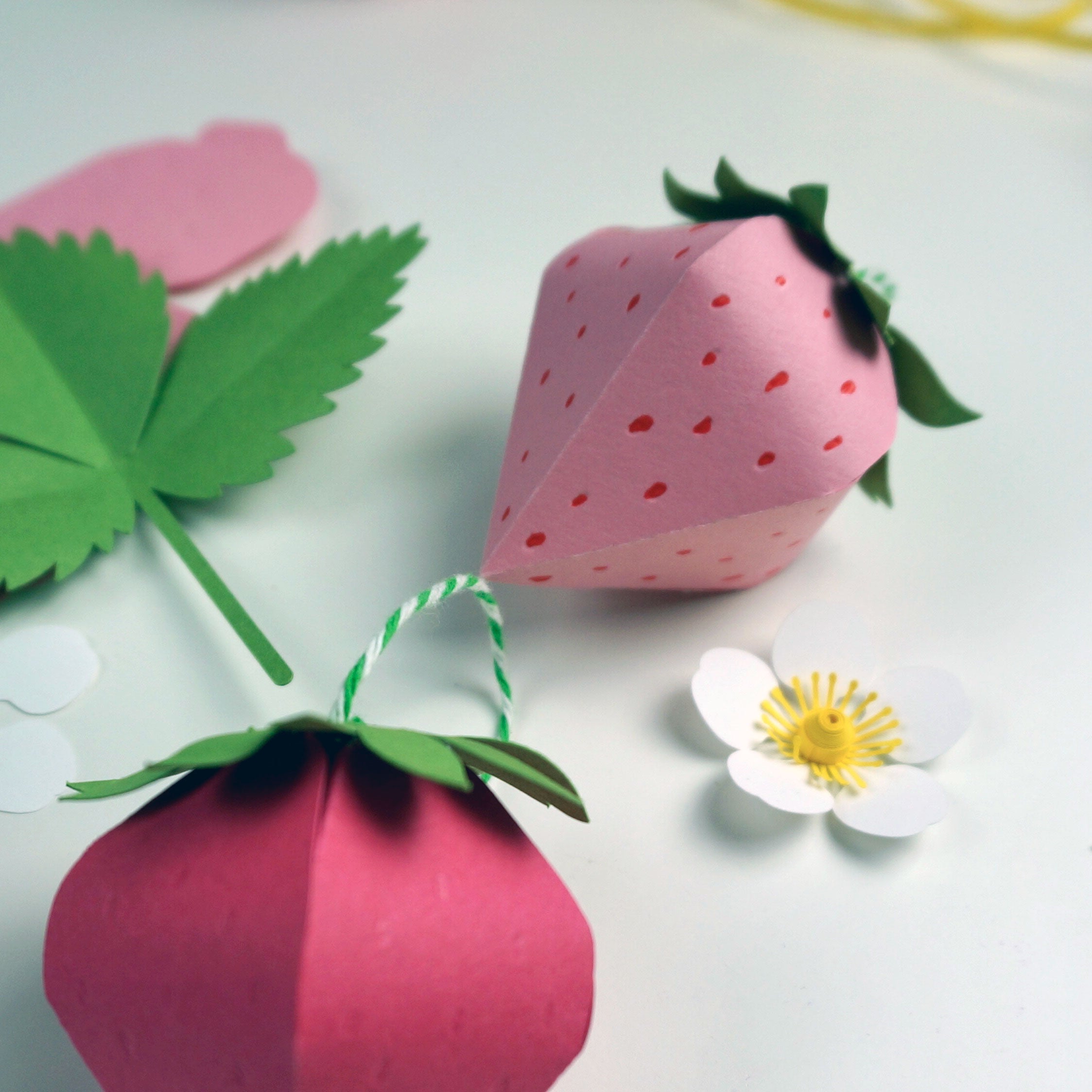 Strawberry SVG Template for Cutting Machines Paper Strawberry Templa